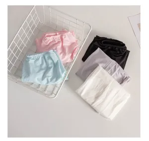 Manchons de protection solaire en soie glacée vue détaillée, respirant anti UV.