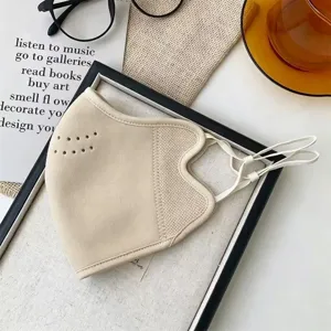 Masque facial d'hiver 3D respirant beige avec boucles d'oreilles réglables et mesh