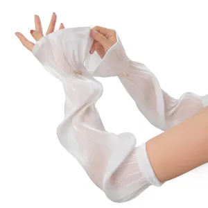 Manchons de protection solaire en soie glacée plissée blanche pour femmes, respirants.
