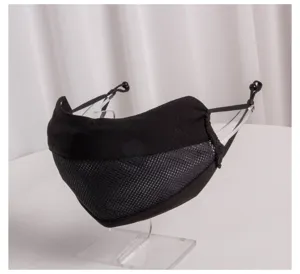 Maschera solare in seta ghiacciata nera con rete traspirante per il ciclismo all'aperto.