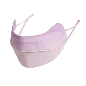 Maschera facciale protettiva UV sfumata rosa in tessuto traspirante seta di ghiaccio estiva.