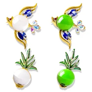 3D Pineapple Bird Brooches For Women Alloy Rhinestone Jelly Glass Fashion Corsage Elegant Animal Fruit Brooch Jewelry Accessory