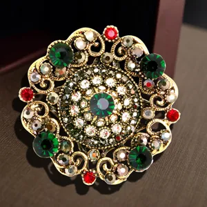 Baroque Vintage Royal Style Brooch Alloy Rhinestone Round Floral Pins For Women Elegant Coat Accessory Pendant Dual Use