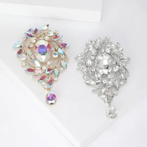 Spilla in Lega con Strass Stile Europeo Esagerato da Donna Elegante Ciondolo a Goccia d'Acqua Cangiante per Cappotto Gioielli Regalo