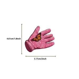 Vista dettagliata dell'adesivo guanto rosa con farfalla e dimensioni di 5,17 cm