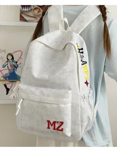 Sac à dos d'étudiant brodé blanc avec détails de lettres 'Happy' et 'MZ Lucky'