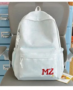 Élégant sac à dos scolaire bleu clair avec texture nuage et détails de broderie MZ Lucky