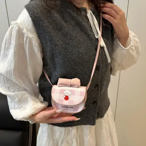 Mini bolso bandolera de cuadros rosas con lindo perro de dibujos y lazo decorativo chic