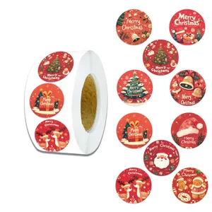 Gedetailleerde weergave van 10 kerststickerontwerpen en een hele rol stickers