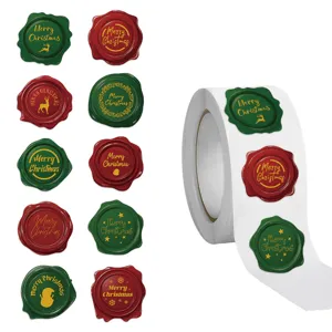 Gedetailleerd overzicht van 500 kerstwaszegelstickers op rol met diverse ontwerpen