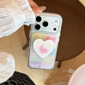 Gros plan du support lapin en forme de cœur sur une coque de protection style pastel