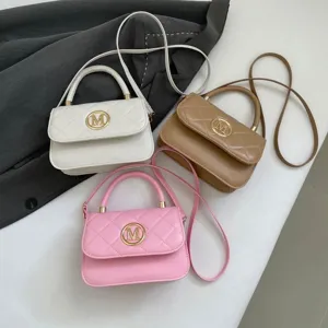 Minimalistische gesteppte kleine quadratische Handtaschen für Damen in Weiß, Pink, Camel