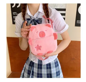 Adorable sac bandoulière rose en peluche capybara pour filles avec design de poupée mignonne