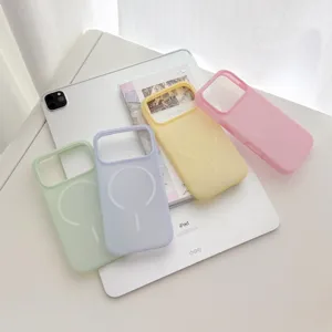 Coques MagSafe en silicone liquide mat pour iPhone dans diverses couleurs pastel tendance