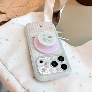 Gros plan d'une coque iPhone motif animal mignon avec support magnétique
