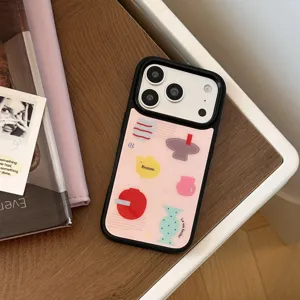 Vue détaillée du motif de vase géométrique sur une coque iPhone rose pastel