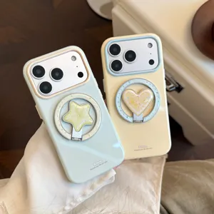 Vue détaillée des coques iPhone pastel avec des supports de bague étoile et citron