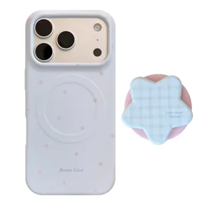 Coque iPhone magnétique bleu clair avec motif d'étoiles et support en forme d'étoile
