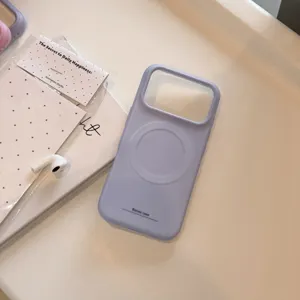 Coque de protection magnétique mate lavande pour iPhone au design minimaliste