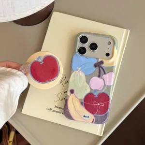 Detail van dopamine fruit graffiti telefoonhoesje met bijpassende appel grip standaard.