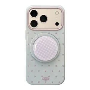 Coque iPhone bleu clair minimaliste avec pois pailletés violets et support magnétique.