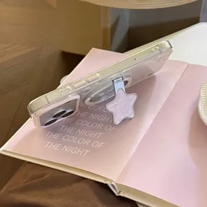 Vista dettagliata della custodia trasparente per iPhone con cavalletto magnetico a stella