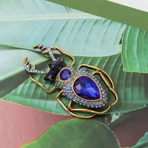 Vintage punk beetle brooch with blue rhinestones for men's suit jacket accessory
