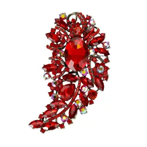 Elegante broche vintage de cristal rojo con diamantes de imitación de colores en blanco.