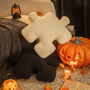 Cojines de peluche suaves con forma de rompecabezas para decorar en Halloween