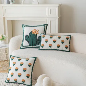 Eleganti federe per cuscini nordici con ricamo a cactus e fiori per decoro divano
