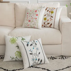 Fundas de cojín bordadas de estilo pastoral en algodón y lino con flores