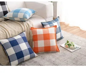 Housses de coussin en coton et lin à carreaux avec coutures décoratives