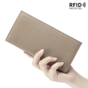 Schlankes Herren-Langportemonnaie aus Leder mit RFID-Schutz und strukturierter Oberfläche