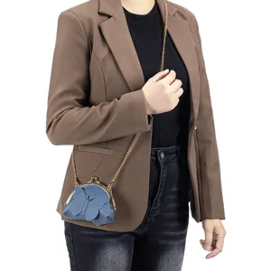 Mini porte-monnaie en cuir en forme de papillon avec une élégante chaîne dorée pour femme.