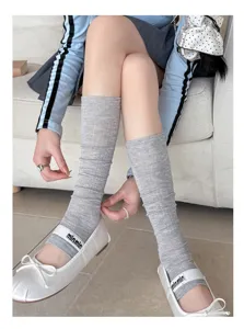 Koreanische ultra-dünne Steigbügelsocken Damen Frühling Sommer einfarbige Stulpen Socken.