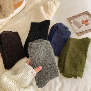 Women Cashmere Blend Mid-Calf Socks Winter Thickened Warm Solid Color Slouch Socks Soft Wide Ribbed Cuff Snow Socks