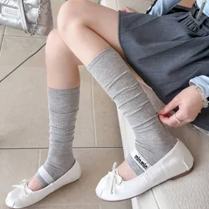 Damen Minimalistisch Rippstrick Steg Wadenstrümpfe Ultradünn Einfarbig Atmungsaktiv Stulpen Süß Casual Socken Komfort Zubehör