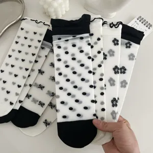 Calzini estivi trasparenti sottili da donna, fiocco cuori e pois nero bianco.