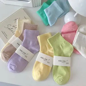 Colección de calcetines de colores pastel estilo macaron para mujer