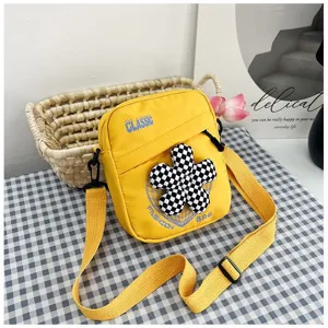 Bolso bandolera de lona amarilla para niñas con colgante de flor a cuadros moda