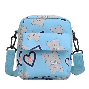 Bolso bandolera de nailon azul claro con estampados de osos y corazones mujer