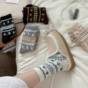 Calcetines de invierno gruesos de lana Fair Isle para mujer estilo retro comodisimos