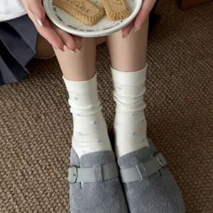 Women's cute floral mid-tube slouch socks, cozy autumn winter casual cotton hosiery