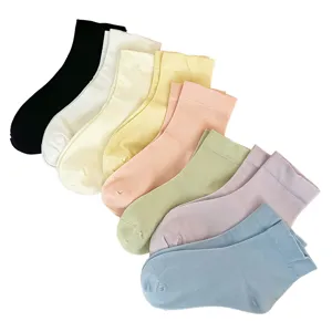 Collection de chaussettes mi-mollet anti-bouloches en coton aux couleurs pastel
