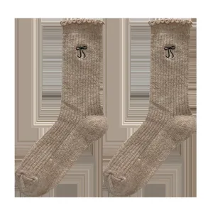 Chaussettes mi-mollet en laine pour femmes mignonnes broderie nœud chaud hiver