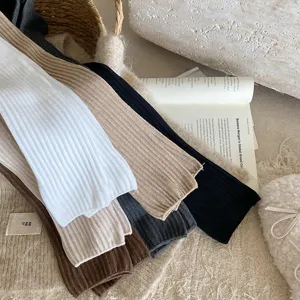 Gemütliche Strick-Langsocken Detailansicht, Damen Stiefelsocken für Herbst und Winter Alltag