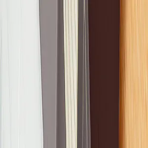 Detailweergave van diverse kleuren A4-documentorganisatoren in verticale rij