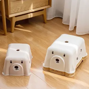 Lindos taburetes de plástico con forma de oso en tamaños pequeño y grande, antideslizantes