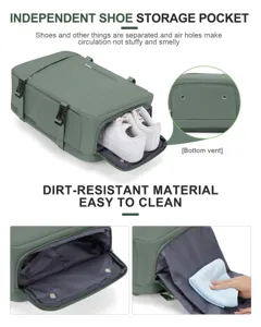 Detalle de mochila de viaje con compartimento para zapatos y material resistente a manchas.