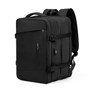 Mochila de viaje expansible de gran capacidad en color negro con puerto de carga USB